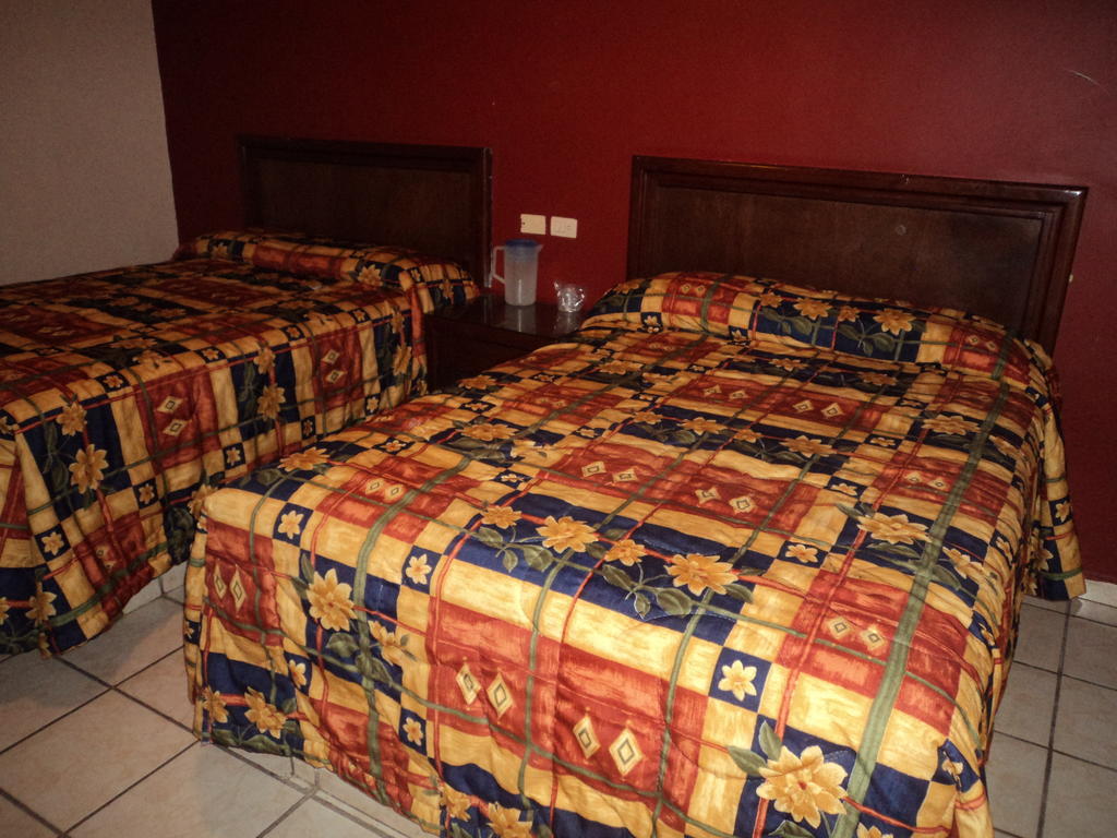 נאבוחואה Hotel California מראה חיצוני תמונה